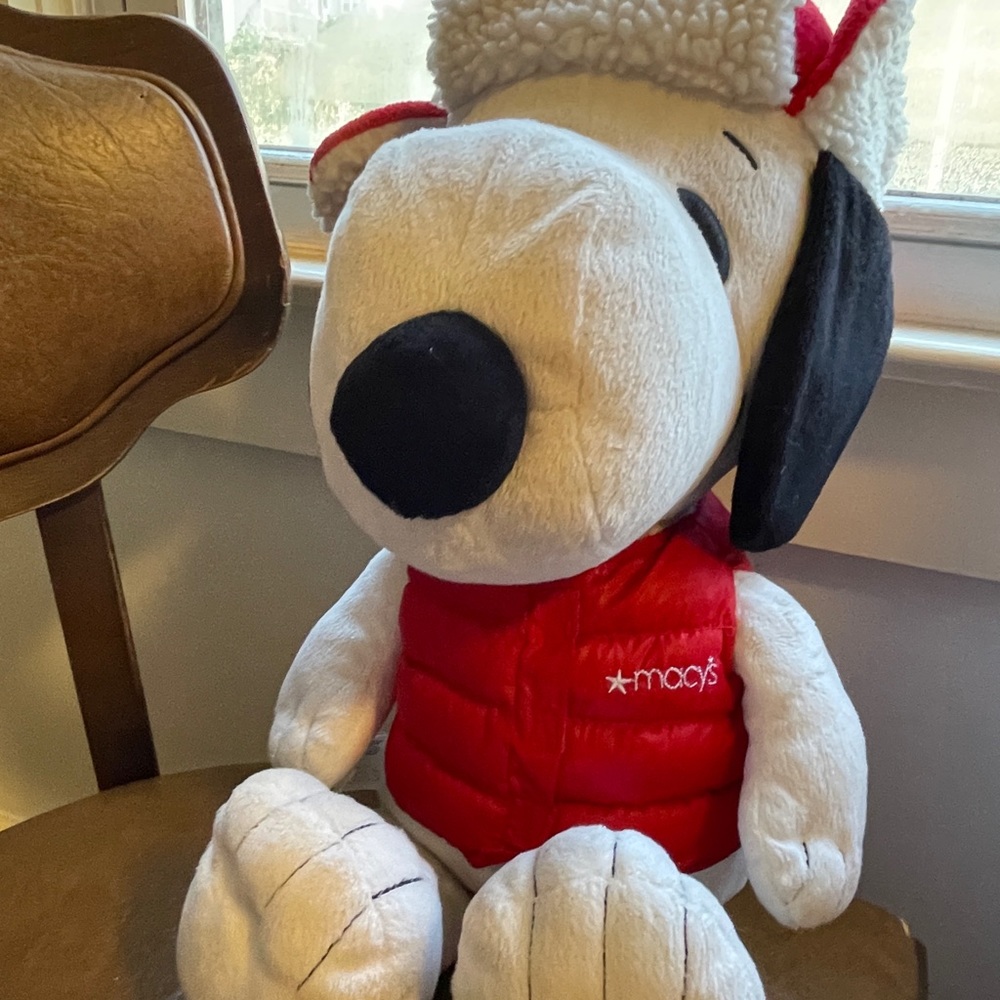 RARE SNOOPY PLUSH MACY’S 2015 COLLECTION